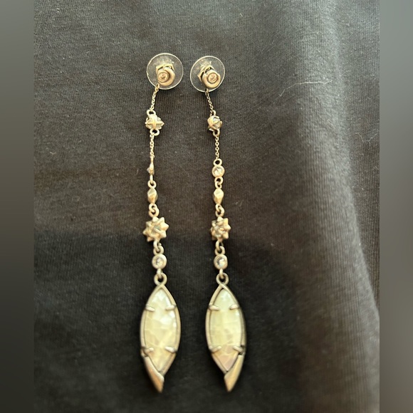 Antique silver and white pearl Kendra Scott earrings - Picture 2 of 2